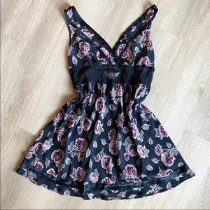 Victoria’s Secret Black Floral Slip S